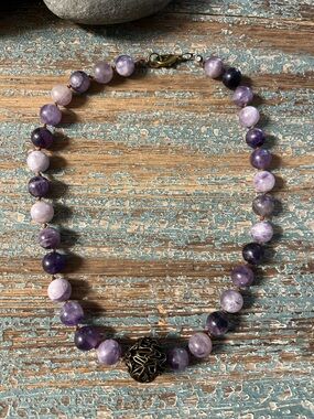 Amethyst Beaded Necklace - Purple Gemstone knotted Necklace . Center wire ball